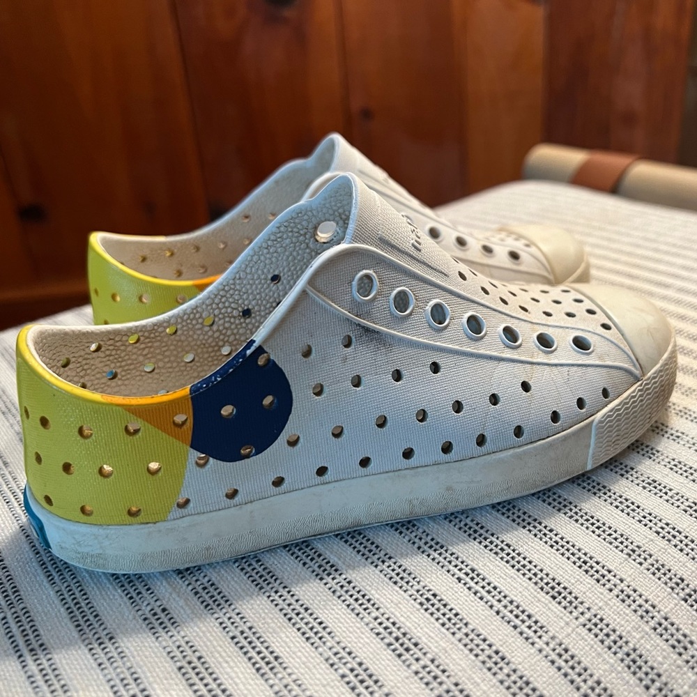 Native Kids Size 12